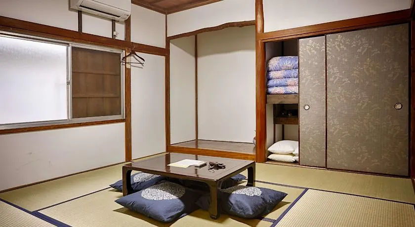 1/3Rd Residence Guest House Yashiki Tokyo 2*,  Japan