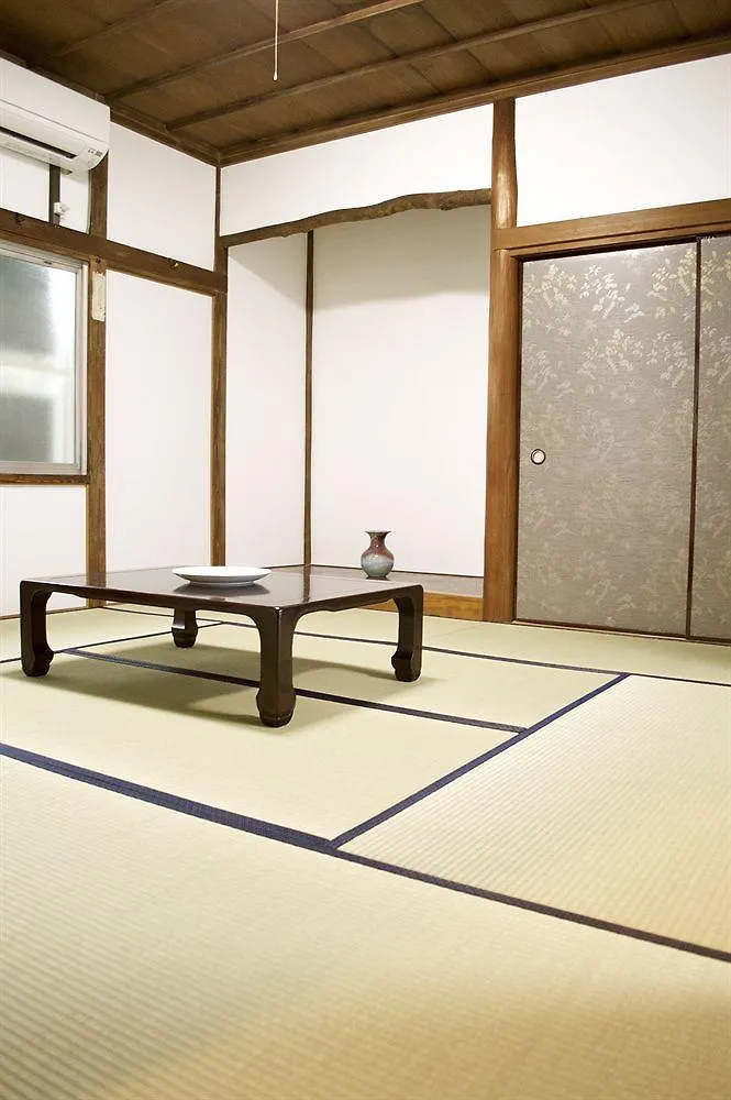 1/3Rd Residence Guest House Yashiki Tokyo 2*,